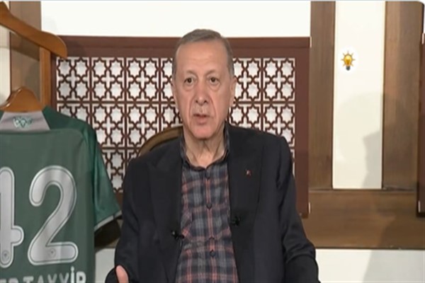 Cumhurbaşkanı Erdoğan, Konya'da gençlerle bir araya geldi