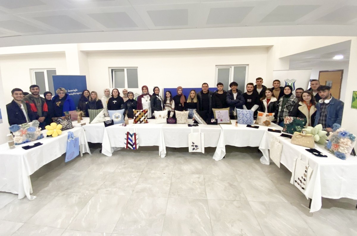 Ürün ve tasarımlarla atık azaltımına dikkat çektiler