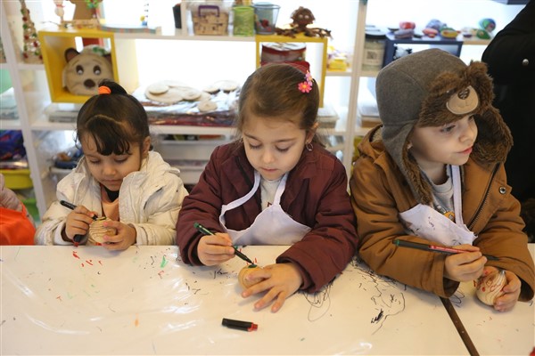 Gaziantep’te yaklaşık 10 bin çocuk topaçla tanıştı