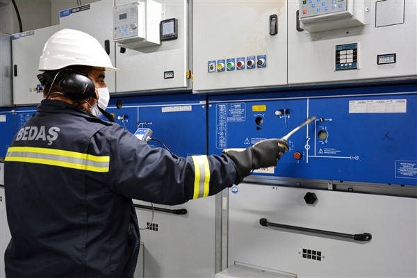 BEDAŞ’tan kış şartları ve yılbaşına hazırlık