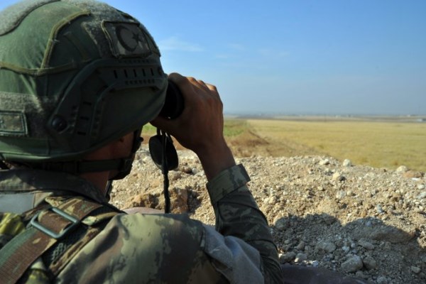 Yunanistan'a kaçmaya çalışan 5 kişi yakalandı