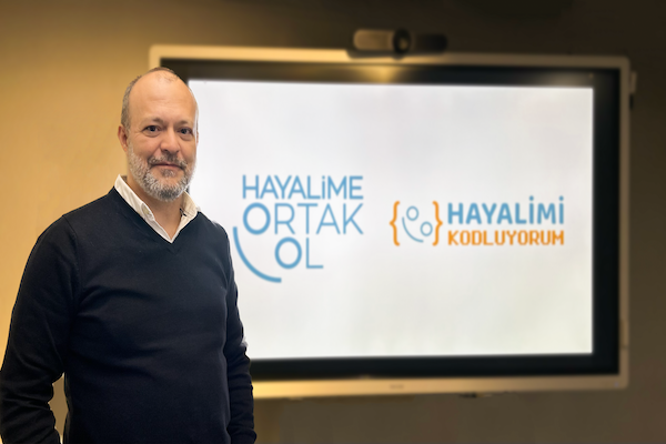 STK’dan köy okullarında ‘robotik kodlama atölyesi’
