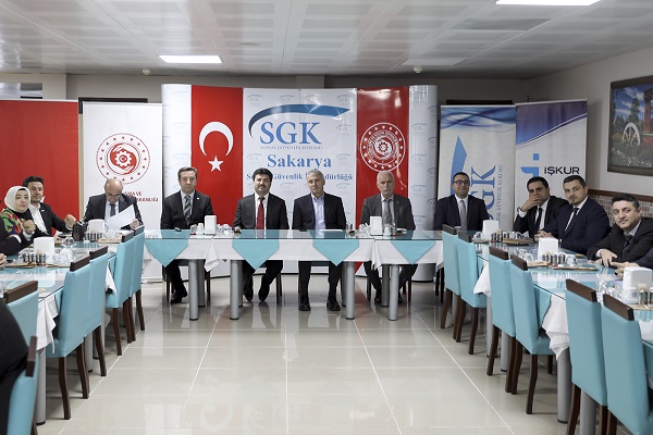 Sakarya'da KOBİ’lerin sorunları konuşuldu