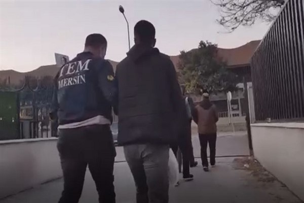 Mersin'de PKK/KCK operasyonunda 3 kişi tutuklandı