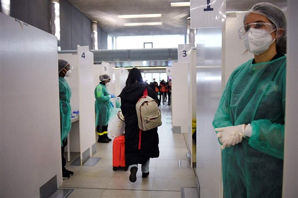 “Ön yargılı salgın tedbirleri uygulanmamalı”