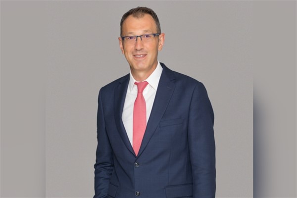 Deneyimli iletişimci Levent Kadagan İZ İletişim’de