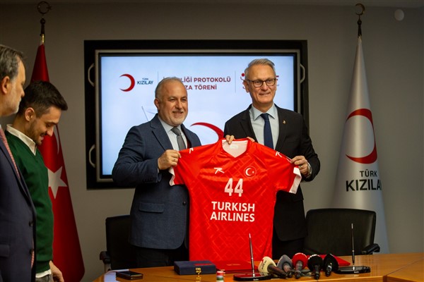THF ile Türk Kızılay'ı iş birliği protokolü imzaladı