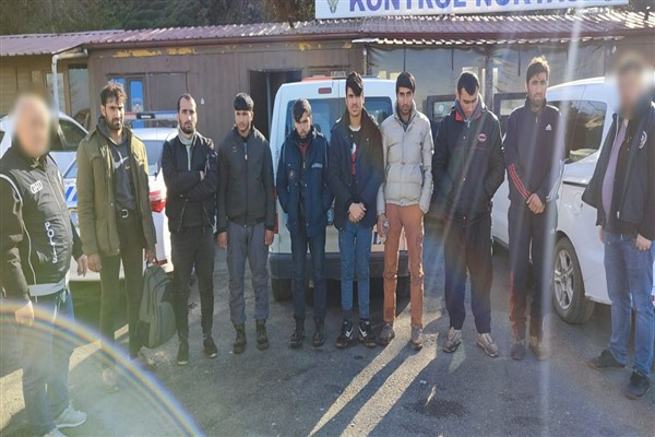 Rize'de kaçak göçmen operasyonu