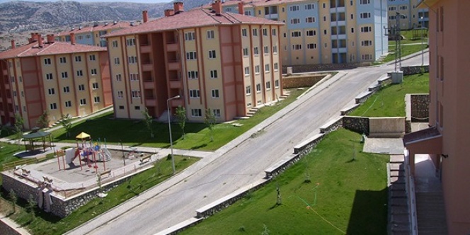 Dinar 2.ve 3.Etap TOKİ Konutlarında Aidat Sorunu Yaşanıyor