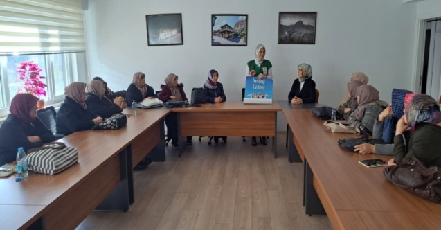 Yeşilay, Kadın Kültür Evleri’nde Bağımlılıkla Mücadeleyi Anlatıyor
