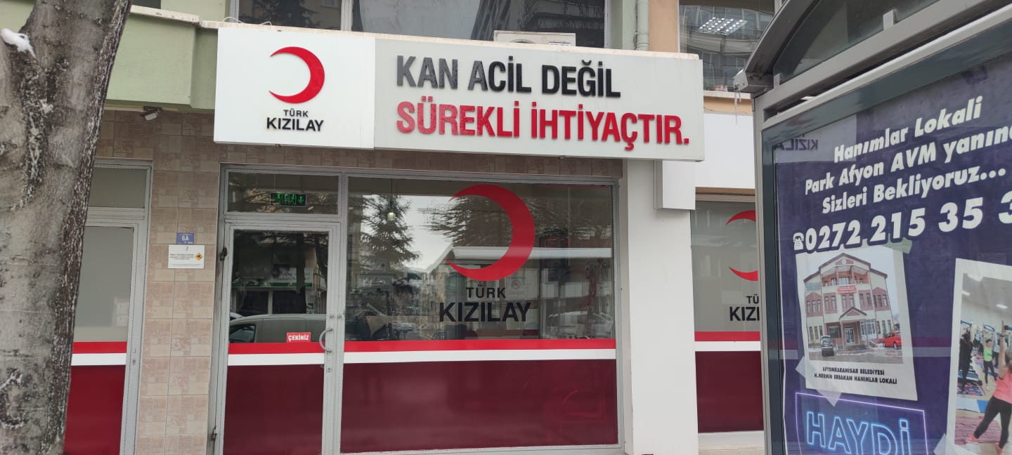 Deprem sonrası vatandaşlar Kızılay'a akın etti,Kızılay'dan açıklama var