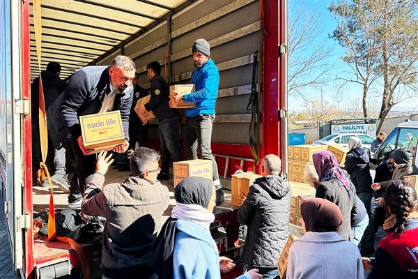 Harran Üniversitesi’nden deprem bölgesine destek