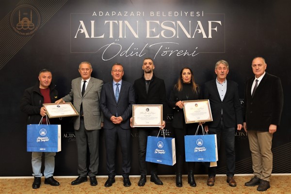 Başkan Işıksu’dan Altın Esnaf Belgesi