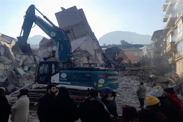 Hatay'da arama kurtarma çalışmaları devam ediyor