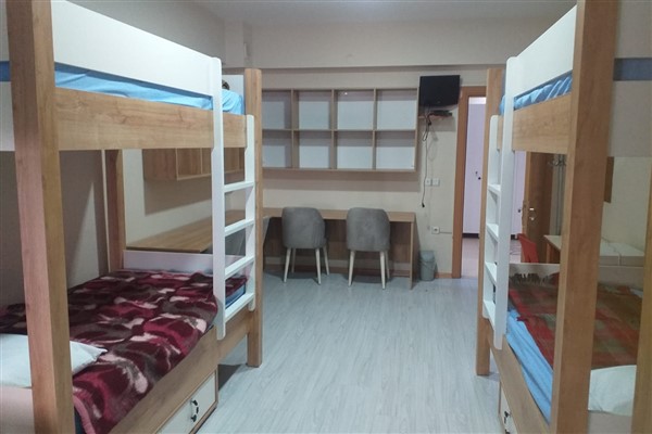 İzmir’e gelecek depremzedeler için konaklama ve psikolojik destek