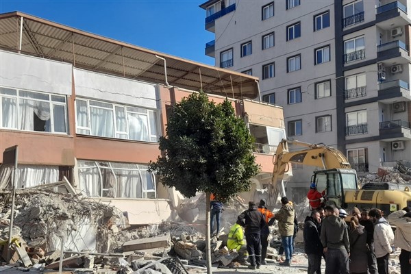 Hatay'da arama kurtarma çalışmaları devam ediyor