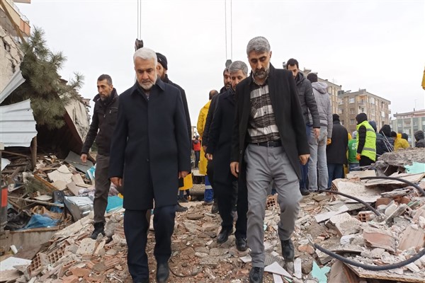 Yapıcıoğlu, Diyarbakır’daki enkaz alanlarını inceledi