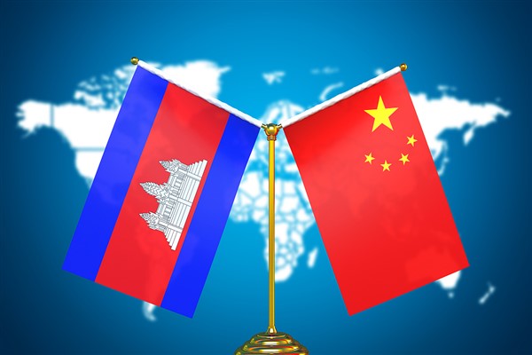 Xi Jinping, Kamboçya Başbakanı Hun Sen’la bir araya geldi