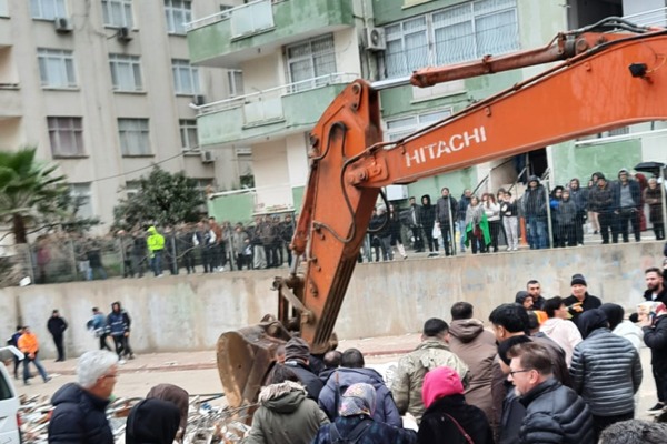 Adana deprem görüntüleri