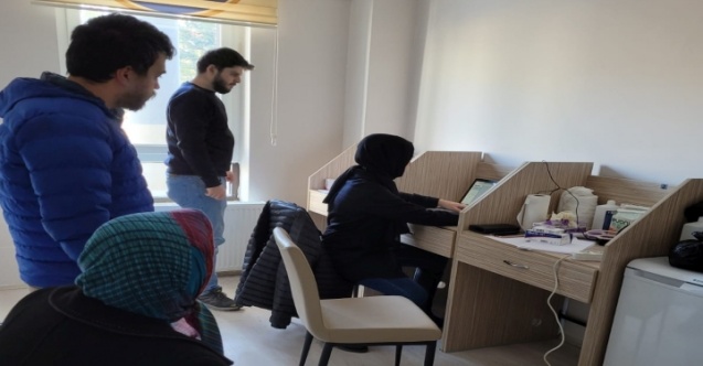 Tınaztepe KYK Yurtlarına Yerleşen Depremzedelere Sağlık Taraması Yapıldı